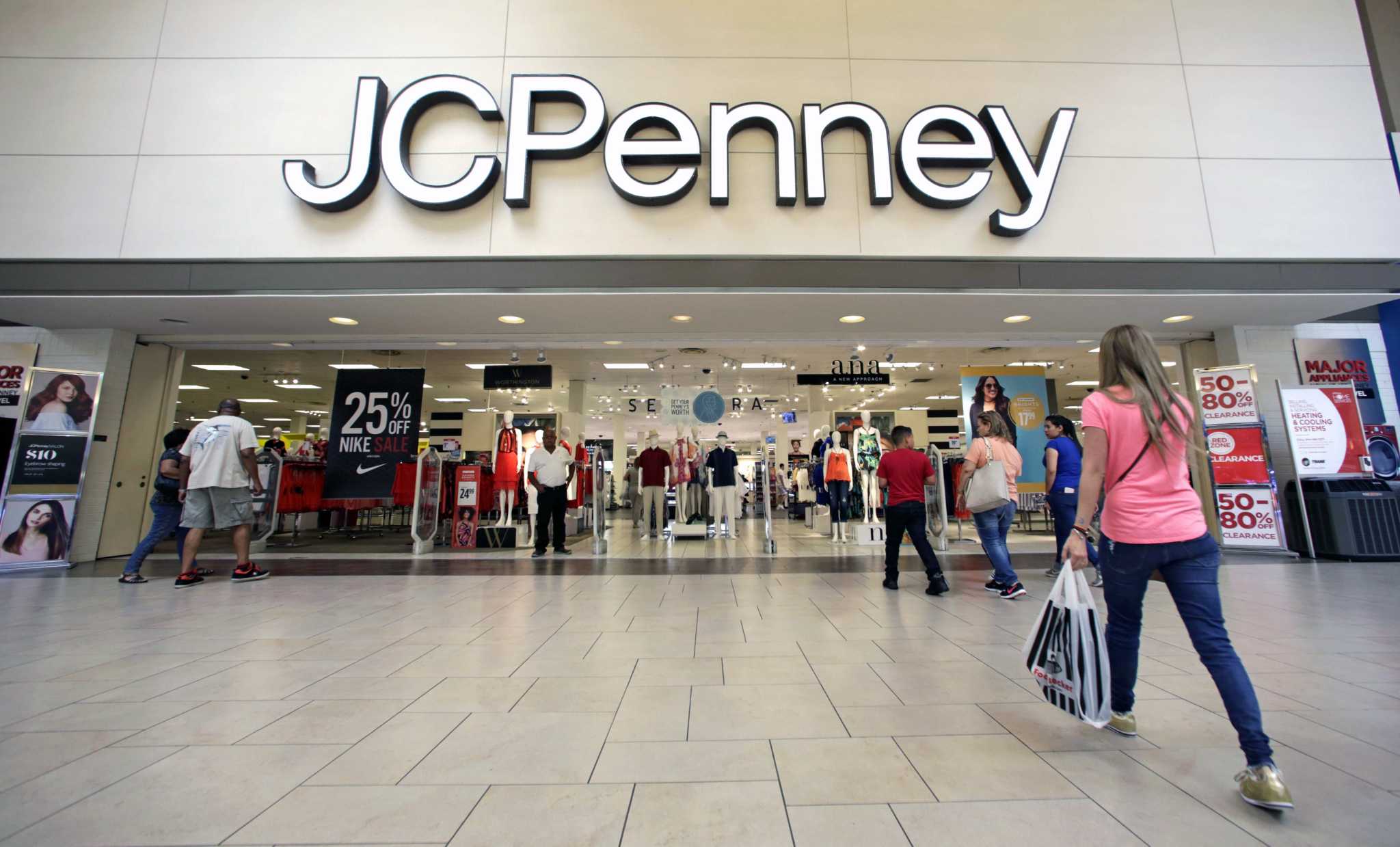 JCPenney enters financial restructuring agreement with lenders 1