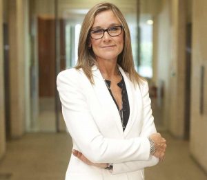 WPP appoints Angela Ahrendts DBE to the Board 1
