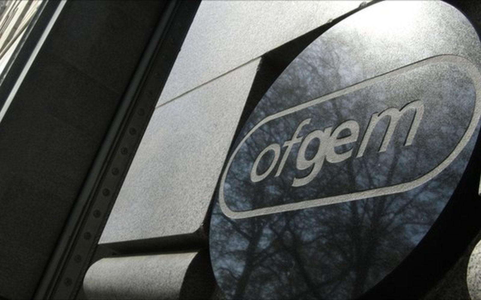 Ofgem fines SSE for breach of legal requirements on publication of inside information 1