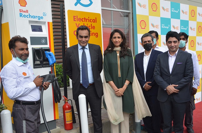 Shell and K-Electric inaugurate first electric vehicle charging station in Karachi 1