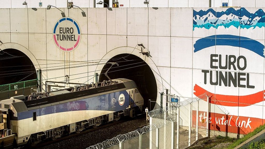 Eurotunnel in partnership with TIP Trailer Services opens freight maintenance service