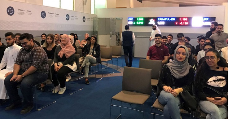 Students visit Dubai Financial Market 