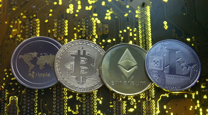 Cryptocurrency market lost $70 billion, as Bitcoin fell below $20,000