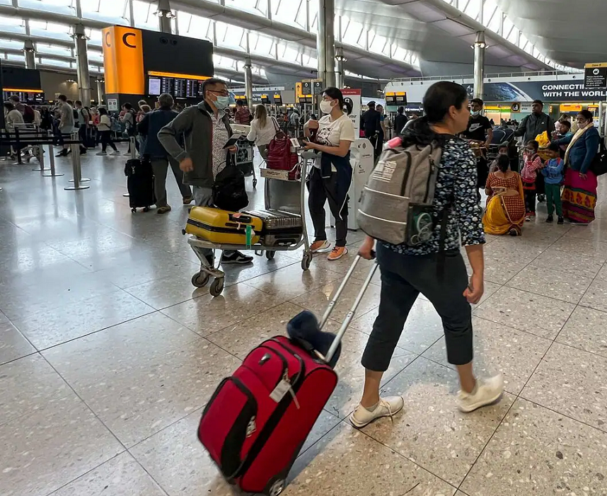 Workers At Heathrow Airport To Take Eight More Days Of Strike Action In ...