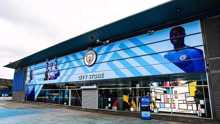 Manchester City opens new club shop at Manchester Arndale