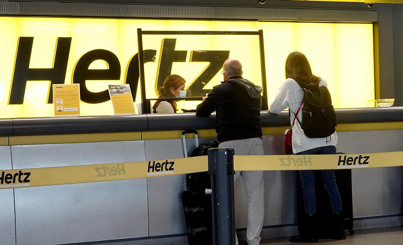 Hertz to Go Electric, Plans 25% EV Fleet by 2024