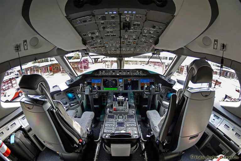 Astronics acquires Envoy Aerospace