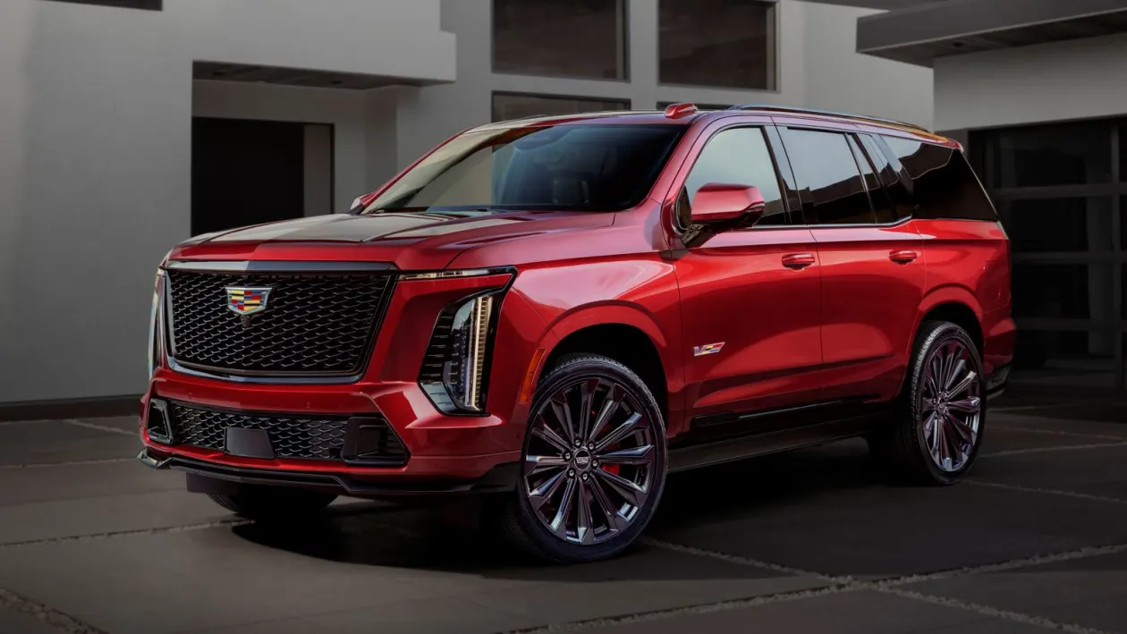 GM revs up gas-powered Cadillacs as EV push takes a backseat 3 GM revs up gas-powered Cadillacs as EV push takes a backseat